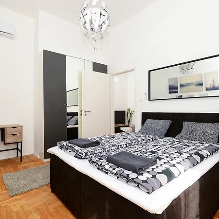 Akacfa 7 Two Bedroom Central Apartment Budapest Exterior photo